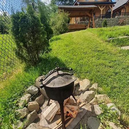 Ferienhaus Borowikowe Zacisze Drewniane Z Dostepem Do Sauny Falsztyn