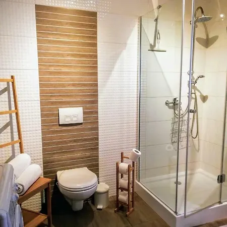 Borowikowe Zacisze Drewniane Z Dostepem Do Sauny Ferienhaus Falsztyn